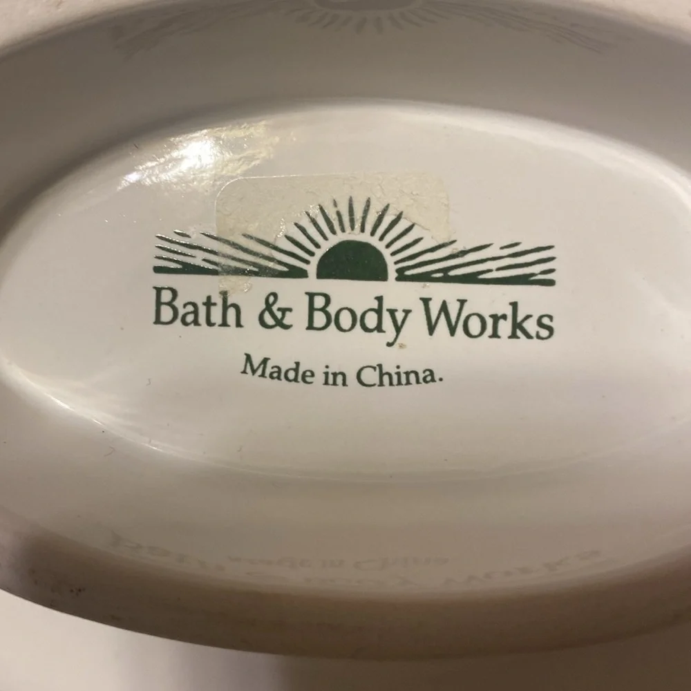 Bath & Body Works bath body
